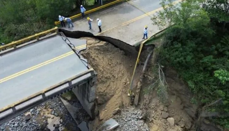PUENTES CAÍDOS EN COLOMBIA 