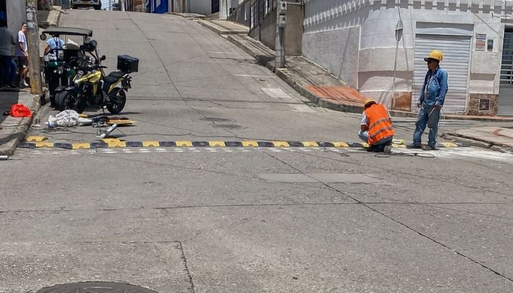Increíble, inescrupulosos hurtan reductores de velocidad en el municipio de Ocaña.
