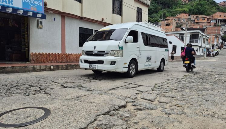 Comunidad del barrio Sesquicentenario quiere ser escuchados por los gobernantes de turno.