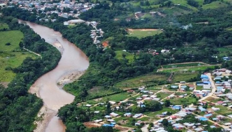 TOQUE DE QUEDA EN EL TARRA 