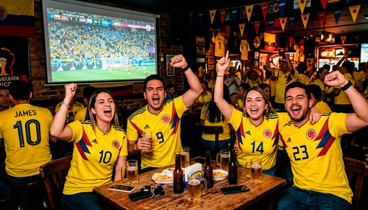 Economía noctuna en el Mundial. / Foto: Creada con Gemeni AI