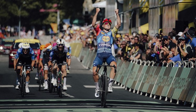 El ciclista danés Mads Pedersen (Lidl-Trek) ganó este martes la cuarta etapa del Tour de Francia.