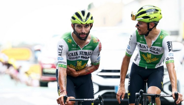 Así arribó a la meta el ciclista antioqueño, tras la fuerte caída en la etapa 12 del Tour.
