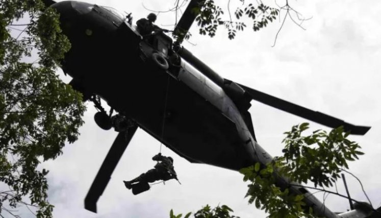 Al menos 65 niños murieron en bombardeos durante este gobierno, dice Medicina Legal