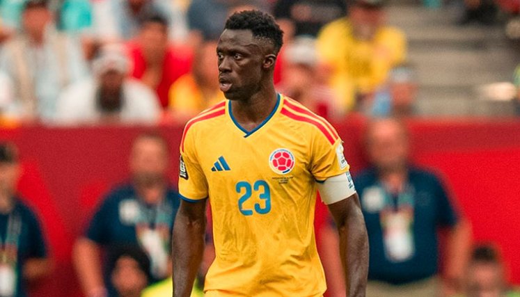 Dávinson Sánchez con la Selección Colombia. 