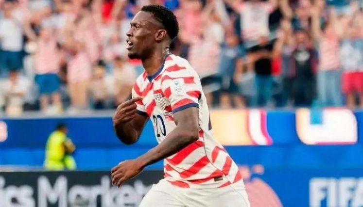 UEFA cuestiona a la FIFA por levantar la suspensión de Folarin Balogun durante el Mundial 2026: “Ha cruzado una línea roja”
