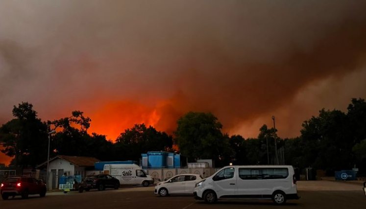 INCENDIOS EN FRANCIA 