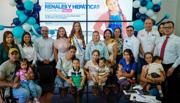La gestora social del departamento, Cecilia Soler de Villamizar, lidera las jornadas de salud/Foto Cortesía
