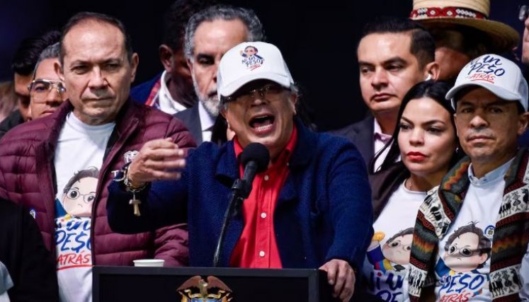 PACTO HISTÓRICO. 