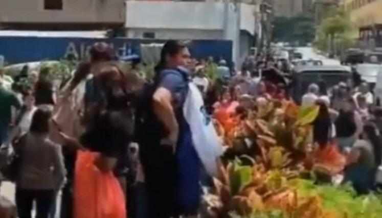 TEMBLOR EN CARACAS