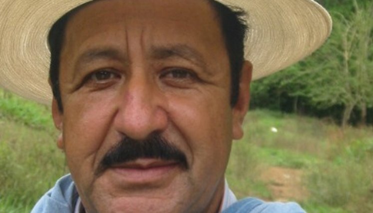Condenan a exjefe paramilitar por abusar y explotar sexualmente a tres niñas