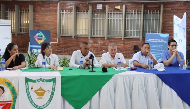 Los voceros de los seis sindicatos del hospital se unieron por el rescate del centro asistencial/Foto Gabriel Barrera/La Opinión