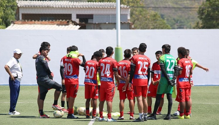 No tuvo un buen día frente a Bogotá y perdió 3-1 en la semifinal del Zonal Nacional Interligas.