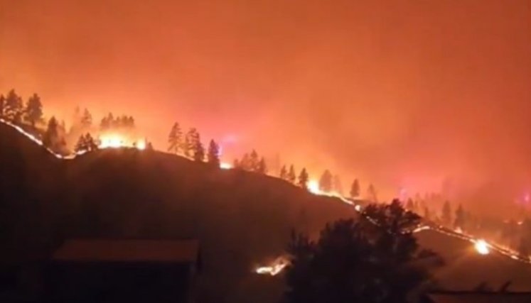 INCENDIO EN CANADÁ 