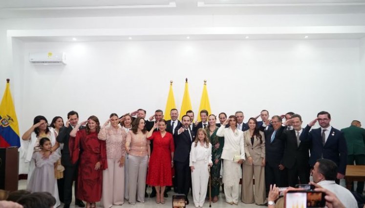POSESION DE MINISTROS