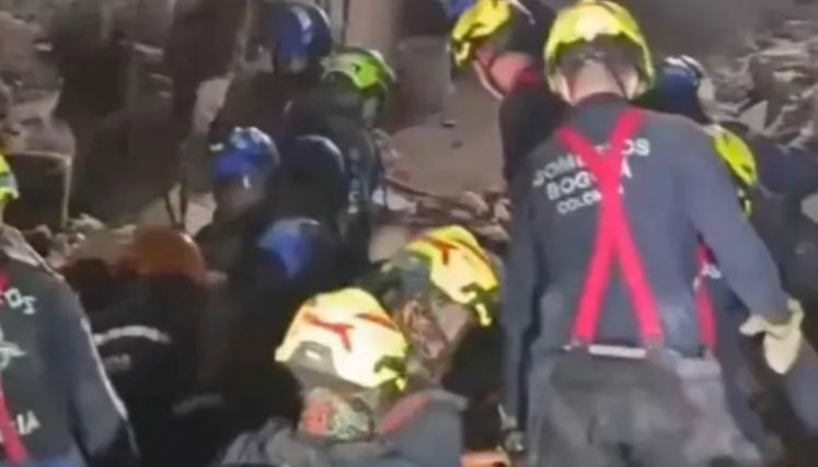 Rescate en Cali, terremoto. Foto: captura redes sociales.