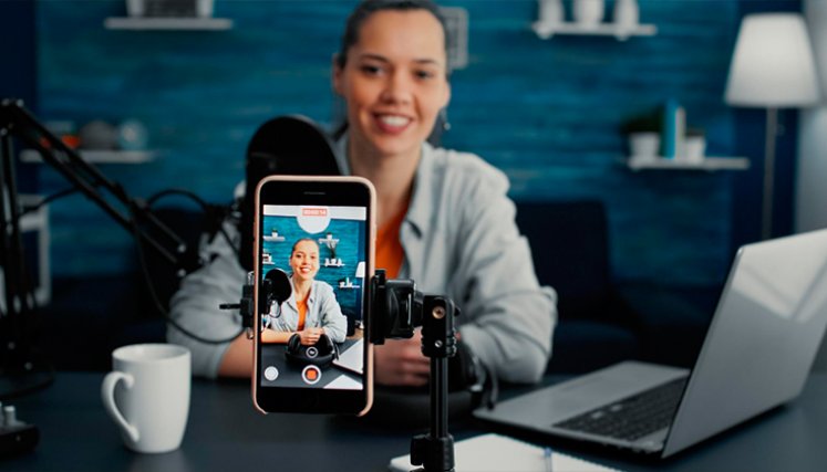 Corte Constitucional pide regular a creadores de contenido e influencers en Colombia