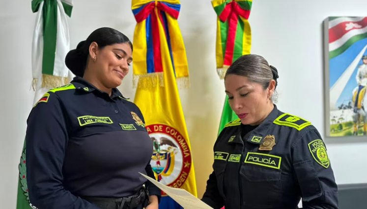 Patrullera devolvió $1 millón que recibió por error en Nequi y fue reconocida por la Policía