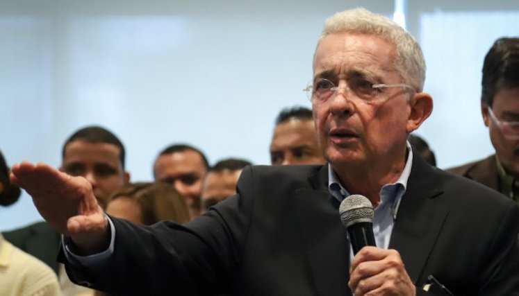 ALVARO URIBE. 