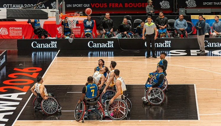 la selección Colombia de baloncesto de silla de ruedas naufragó en el primer día del Mundial.