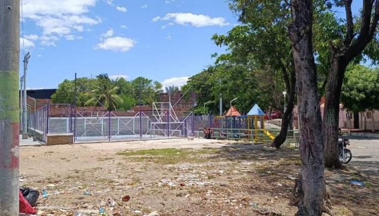 Cancha Punta Brava