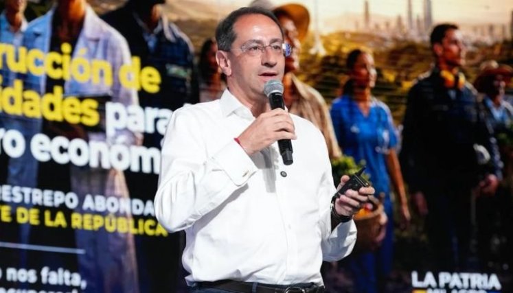 JOSÉ MANUEL RESTREPO 