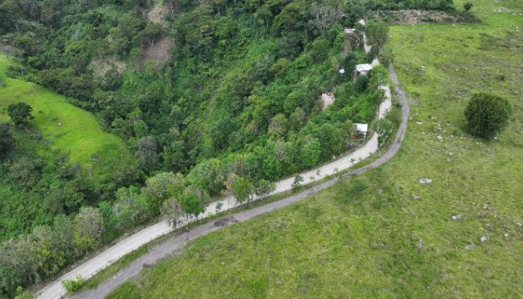 Entre las obras se encuentran pavimentación y muros en la vía Ragonvalia-Villa del Rosario/Foto: Cortesía