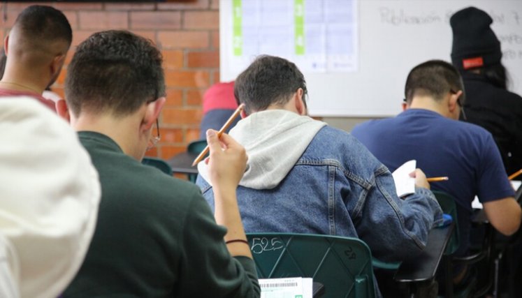 Colombia empeora en lectura y mantiene bajo desempeño en matemáticas en las pruebas Pisa