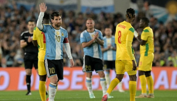 Lionel Messi dejó huella en la selección Argentina, dándole un título mundial y dos Copas América.  