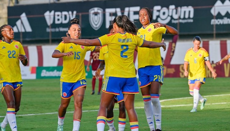 Las 'Chicas Superpoderosas' doblegaron a la vinotinto en los dos compromisos.