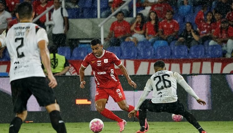 El Cúcuta Deportivo fue sorprendido muy temprano por el América en el Pascual Guerrero al caer por 3-0.