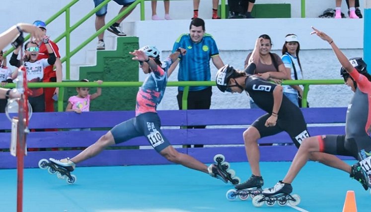 El patinaje rojinegro vivió el fin de semana una fiesta deportiva.