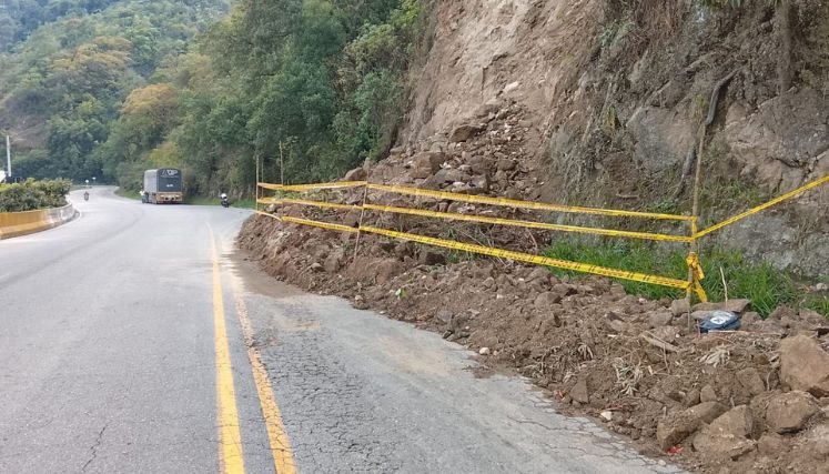 Conductores deben tener sumo cuidado debido a las lluvias aisladas en esta zona del país.
