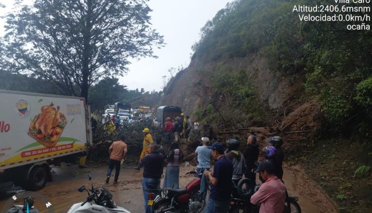Conductores deben tener sumo cuidado debido a las lluvias aisladas en esta zona del país.