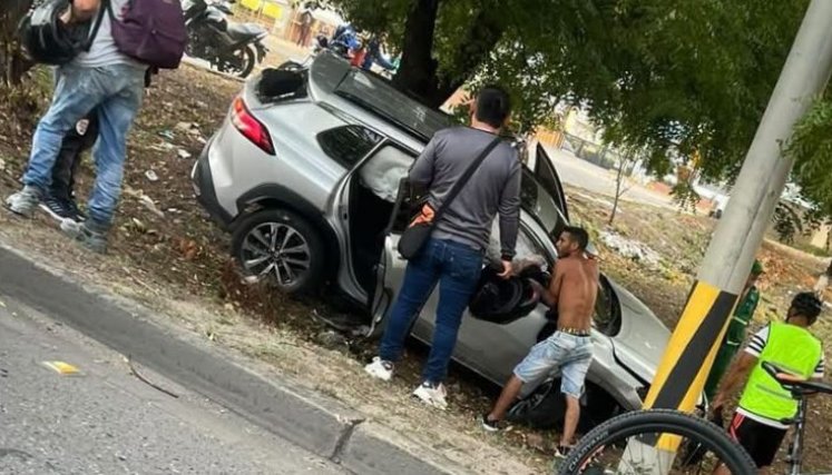 Mujer fue asesinada dentro de una camioneta en el Anillo Vial Oriental en el área metropolitana de Cúcuta 