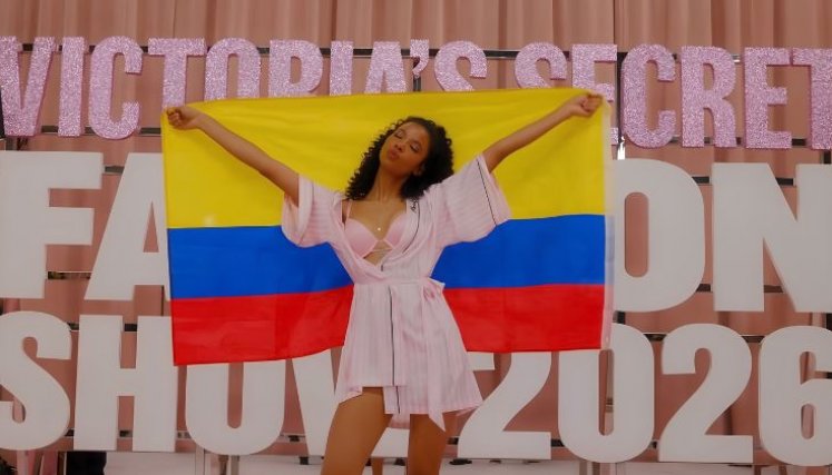 Victorias_secret_colombia_Honey_Ordoñez