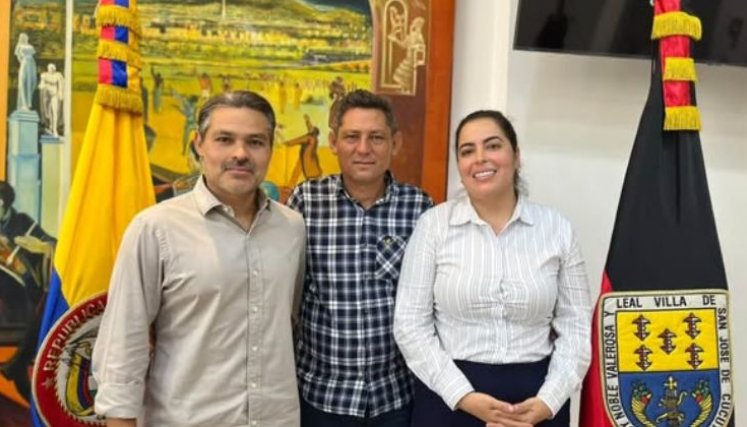 Mesa directiva del Concejo 2027, conformada por Guillermo León (presidente); Sergio Matamoros, Primer Vicepresidente, y Gimena C amacho, segunda vicepresidente./Foto: Cortesía