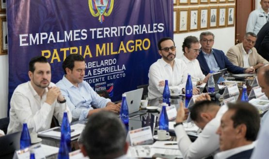 En el primer Empalme Territorial estuvo presente también el general Jorge Eduardo Mora, designado ministro de Defensa/Foto: Cortesía Juan Pablo Bayona