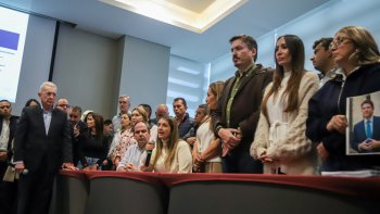 Centro Democrático pide a De la Espriella derogar normas sobre armas y sector minero-energéticoCentro Democrático pide a De la Espriella derogar normas sobre armas y sector minero-energético