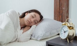 El peligro de trasnochar: descubren que una noche sin dormir altera equilibrio celular del cerebro