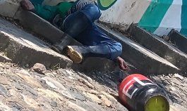 Una situación bastante simpática se presenta en el municipio de El Carmen donde una persona en estado de embriaguez retira un supuesto cilindro bomba.