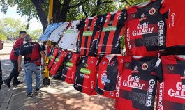 El comercio se mueve cuando el Cúcuta Deportivo tiene partidos con más convocatoria. / Foto: Leonardo Favio Oliveros-La Opinión