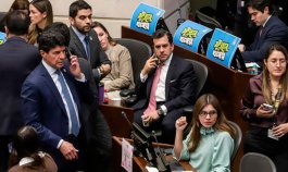 El minsitro del Interior, Rodrigo Lara, durante la discusión en el Congreso para la aprobación del PGN 2027. / Foto: Colprensa