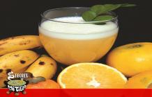 Jugo de naranja y banano