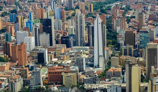 Medellín está entre las 20 mejores ciudades del mundo para comer, según ranking global de Time Out 2026