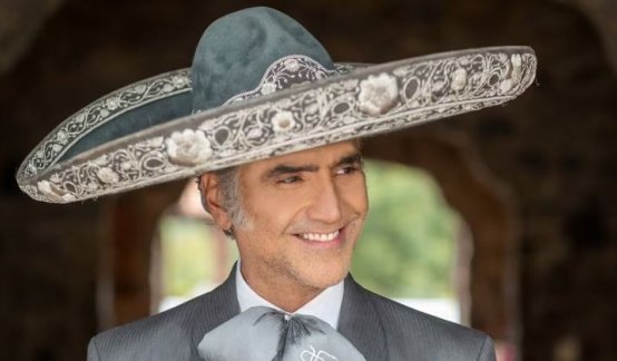 ALEJANDRO FERNÁNDEZ 
