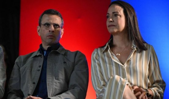 ENRIQUE CAPRILES Y MARÍA CORINA MACHADO