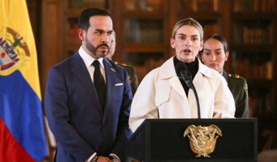 ANA LUCÍA PINEDA