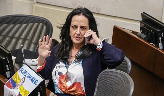 Cabal-María-Fernanda