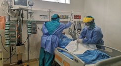 La UCI del hospital de Pamplona atiende a pacientes de esta provincia. 